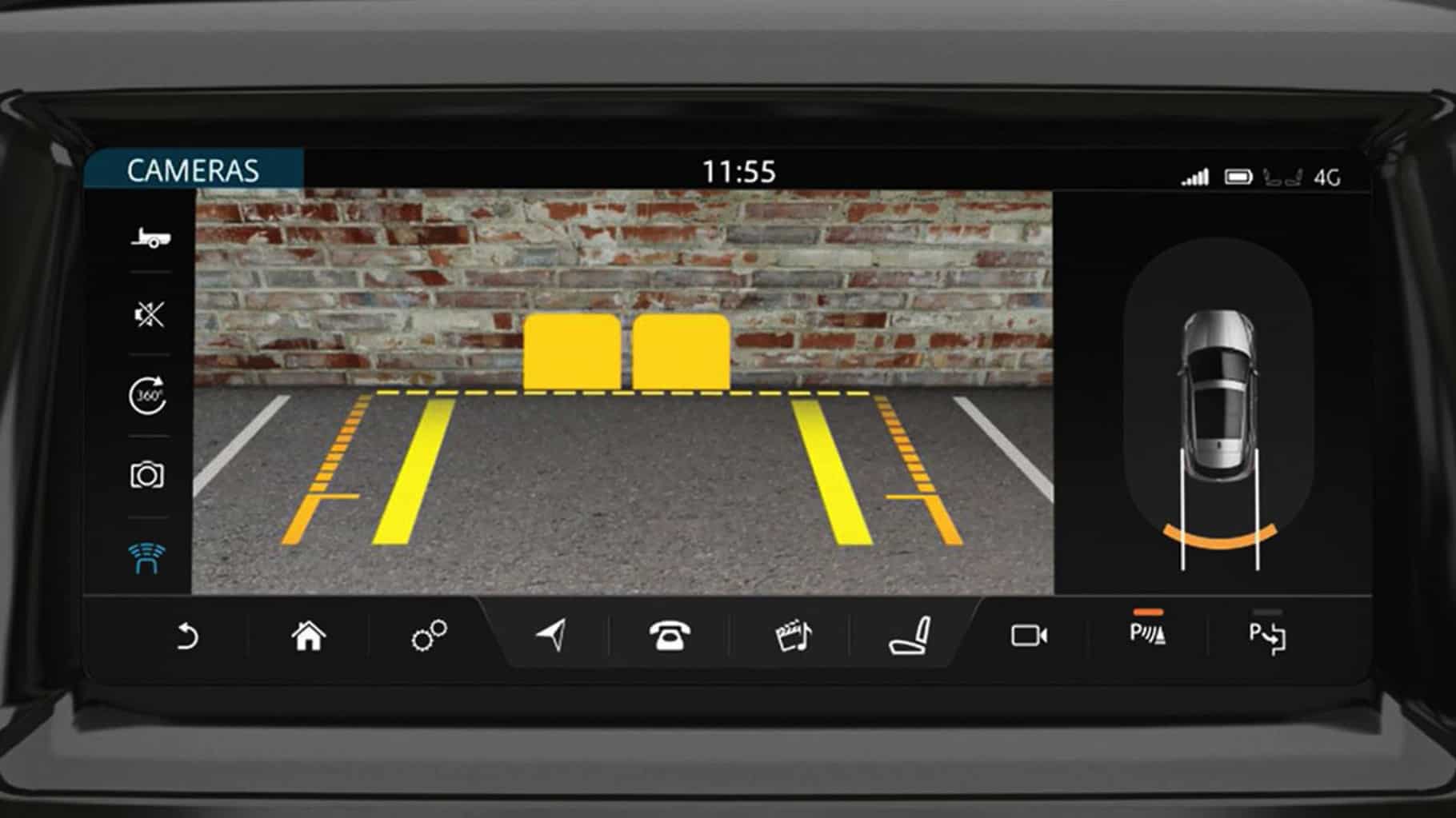 IMG_WRAPPER_Gallery-Asset_02-Touch-Pro-Parking-Aid_Device-Desktop_680x450.jpg